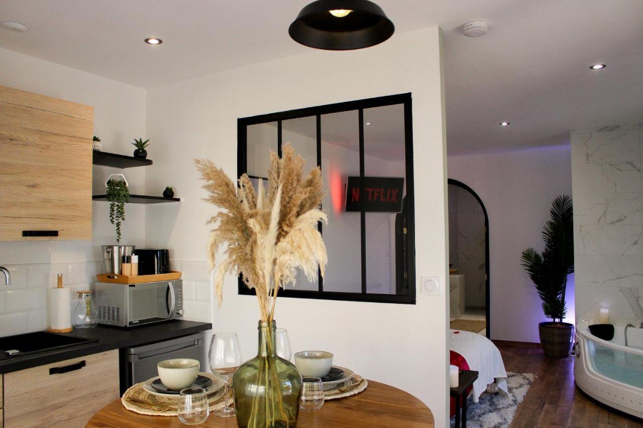 Appartement Cosy & Balneo - Centre De Sarlat Bagian luar foto